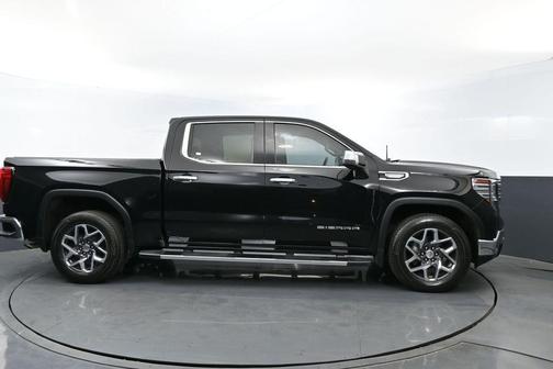 Onyx Black 2023 GMC Sierra 1500 SLT