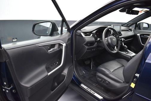 Midnight Black Metallic 2021 Toyota RAV4 Hybrid XSE