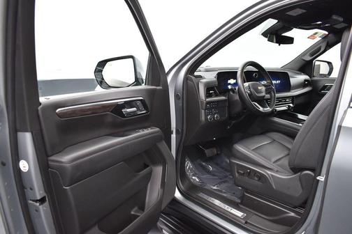 Sterling Gray Metallic 2025 Chevrolet Tahoe LT