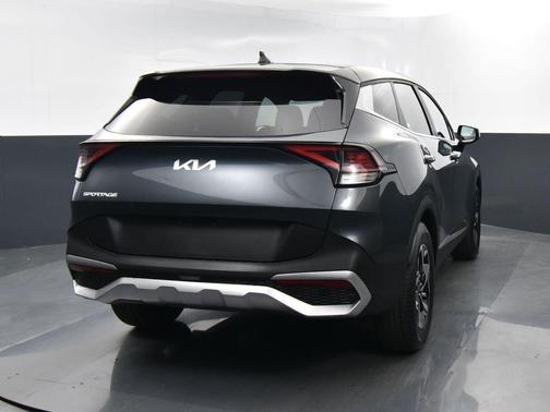 Gray 2025 Kia Sportage LX