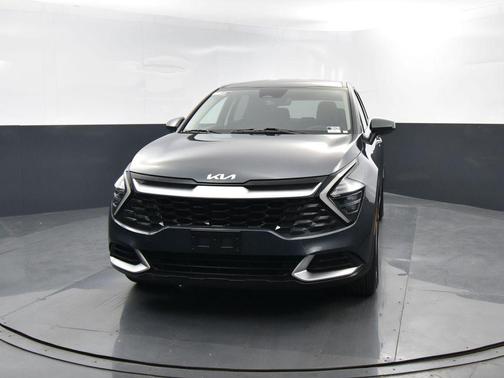 Gravity Gray 2025 Kia Sportage LX