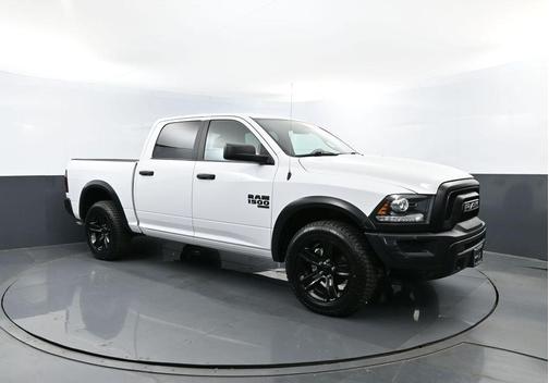 Bright White Clearcoat 2024 RAM 1500 Classic SLT