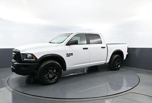 Bright White Clearcoat 2024 RAM 1500 Classic SLT