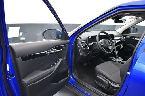 Neptune Blue 2026 Kia Seltos S