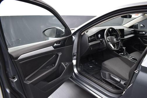 Platinum Gray Metallic 2025 Volkswagen Jetta 1.5T S