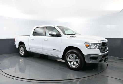 Bright White Clearcoat 2024 RAM 1500 Laramie