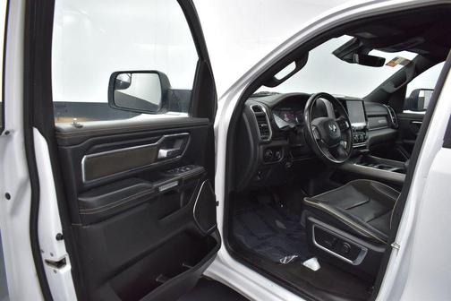Bright White Clearcoat 2024 RAM 1500 Laramie