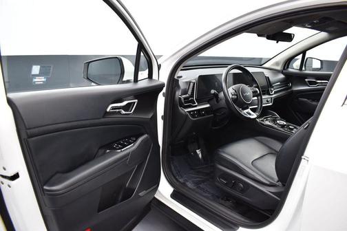 Snow White Pearl 2023 Kia Sportage Hybrid EX