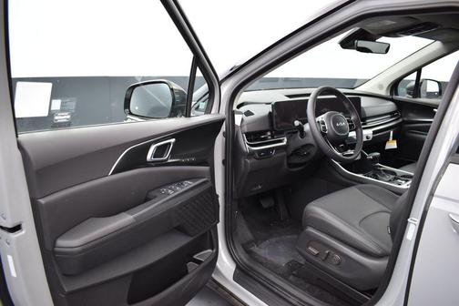 Ceramic Silver 2026 Kia Carnival SX