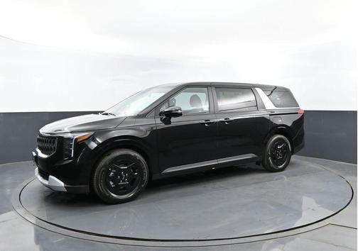 Aurora Black Pearl 2026 Kia Carnival LXS