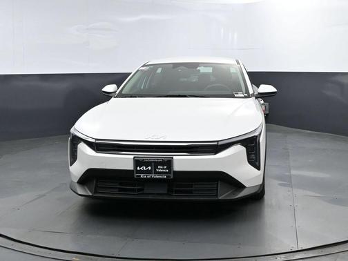 Snow White Pearl 2026 Kia K4 LXS