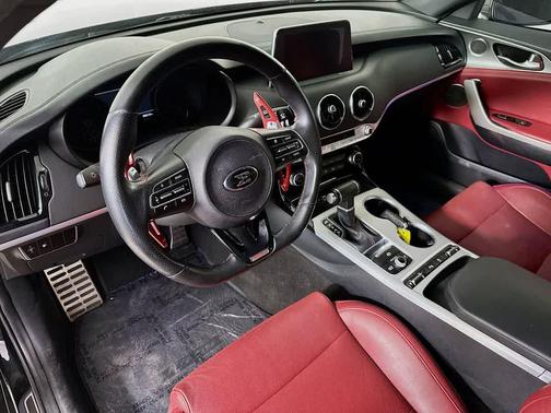 2018 Kia Stinger GT1