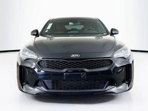 2018 Kia Stinger GT1
