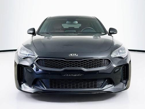 2018 Kia Stinger GT1