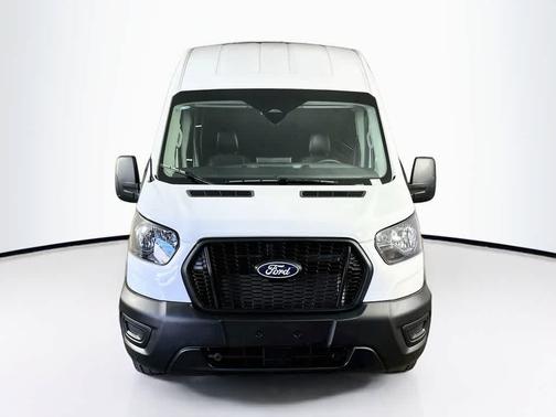 Oxford White 2026 Ford Transit-250 Base
