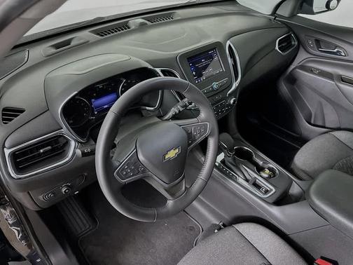 Iron Gray Metallic 2022 Chevrolet Equinox 1LT