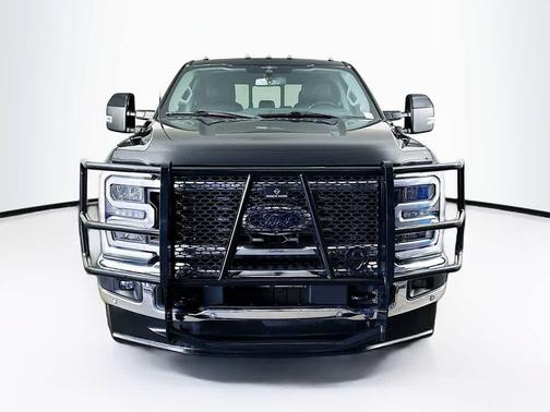 2023 Ford F-350 Lariat