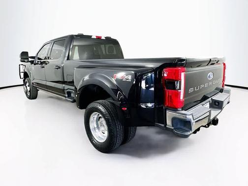 2023 Ford F-350 Lariat