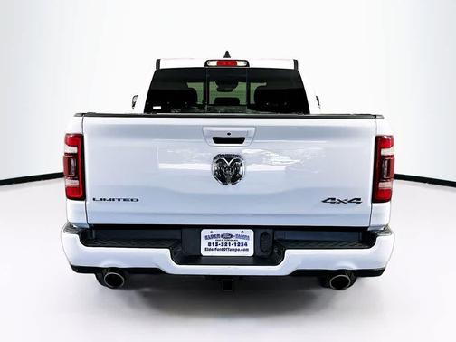 Bright White Clearcoat 2024 RAM 1500 Limited