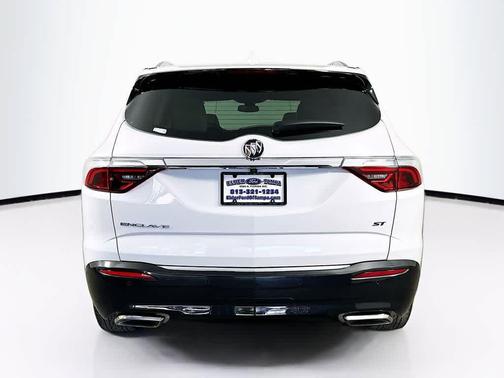 2023 Buick Enclave Essence FWD