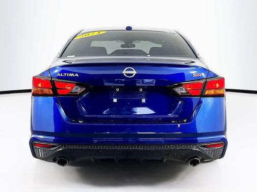 2024 Nissan Altima SR FWD