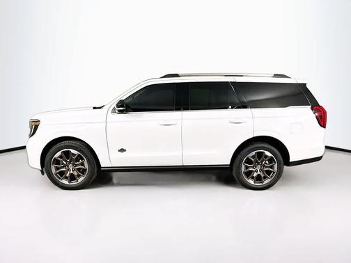 White 2026 Ford Expedition King Ranch