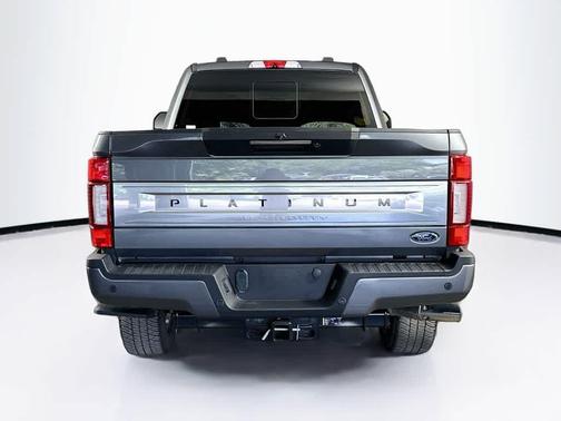 Carbonized Gray Metallic 2022 Ford F-250 Platinum