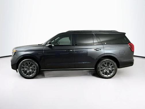Dark Matter Gray Metallic 2027 Ford Expedition Platinum