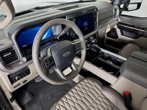 2025 Ford F-250 Platinum