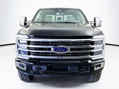 2025 Ford F-250 Platinum