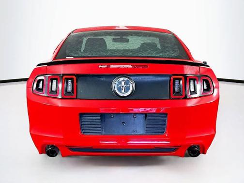 2014 Ford Mustang V6