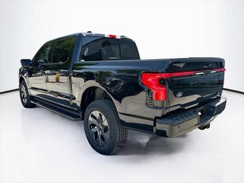 2025 Ford F-150 Lightning LARIAT