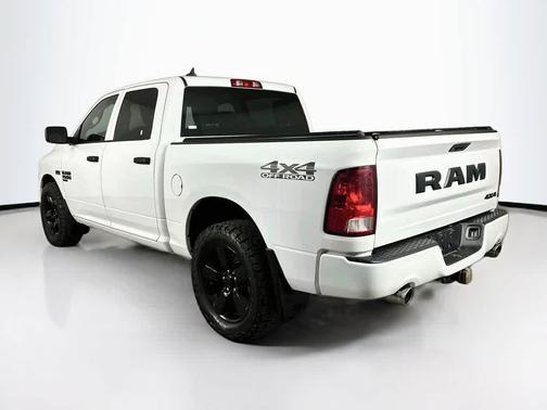 Bright White 2020 RAM 1500 Classic Express