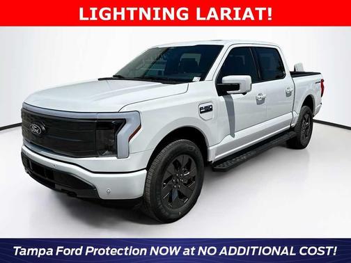 2025 Ford F-150 Lightning LARIAT