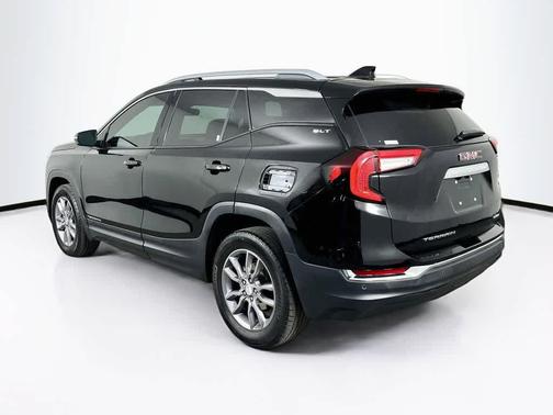Ebony Twilight Metallic 2022 GMC Terrain SLT