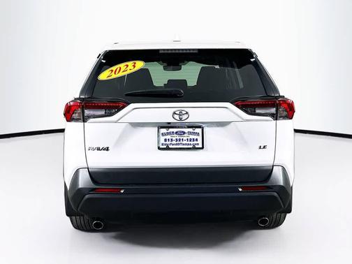 2023 Toyota RAV4 LE
