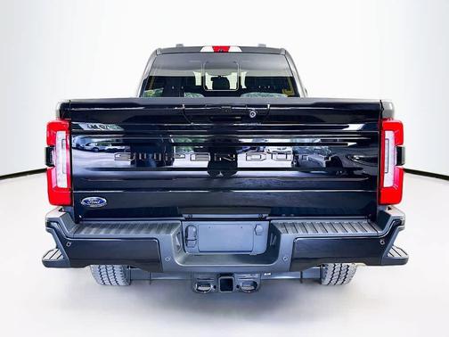 2025 Ford F-250 Platinum