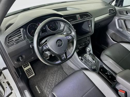 2021 Volkswagen Tiguan 2.0T SE R-Line Black 4MOTION