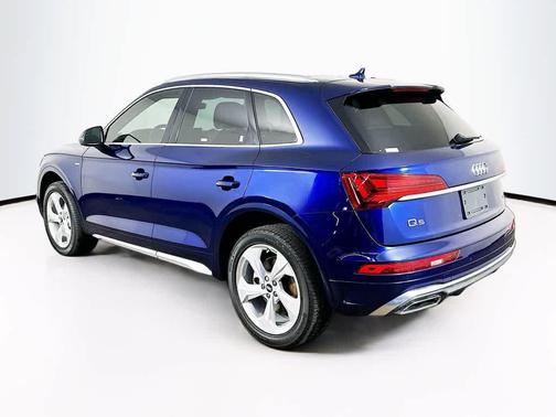 2022 Audi Q5 45 S line Premium Plus
