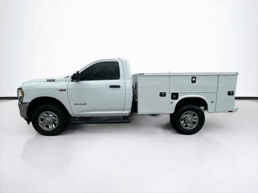 2022 RAM 2500 Tradesman Regular Cab 4x4 8' Box