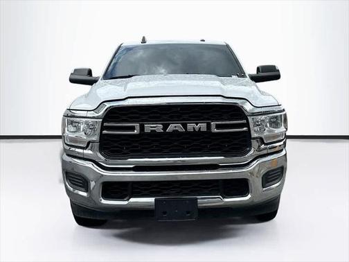 2022 RAM 2500 Tradesman Regular Cab 4x4 8' Box