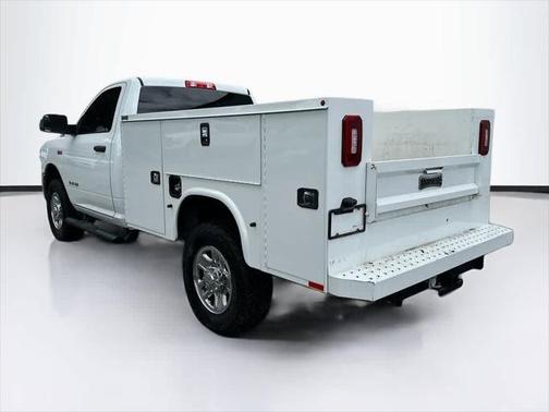 2022 RAM 2500 Tradesman Regular Cab 4x4 8' Box
