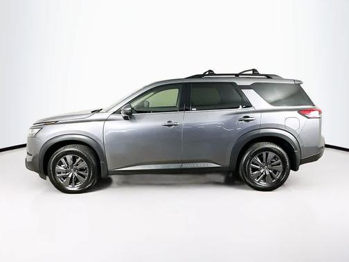 2022 Nissan Pathfinder SV 4WD