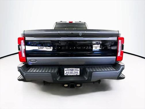 2025 Ford F-250 Platinum