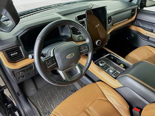 2023 Ford Expedition Platinum