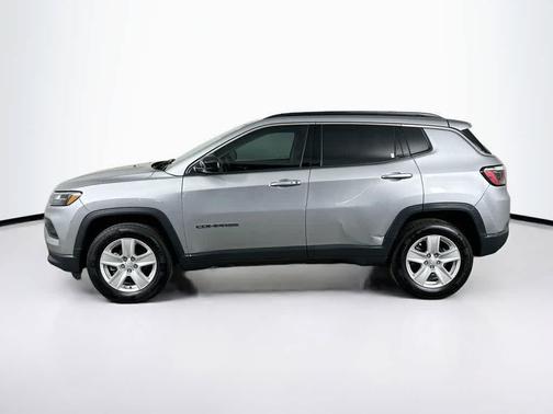 Billet Silver Metallic Clearcoat 2022 Jeep Compass Latitude