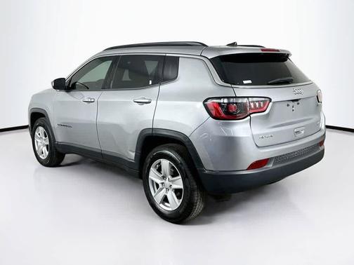 Billet Silver Metallic Clearcoat 2022 Jeep Compass Latitude