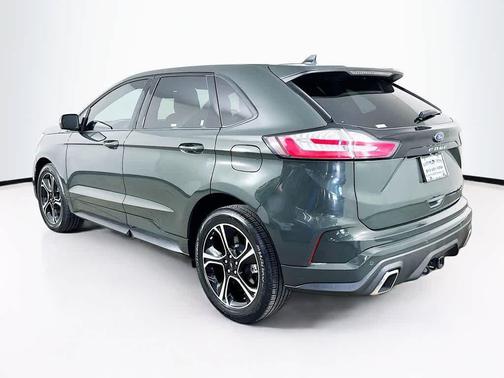 2022 Ford Edge ST