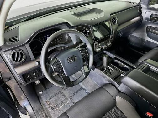 2018 Toyota Tundra SR5