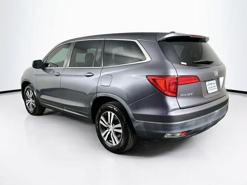 Modern Steel Metallic 2018 Honda Pilot EX-L